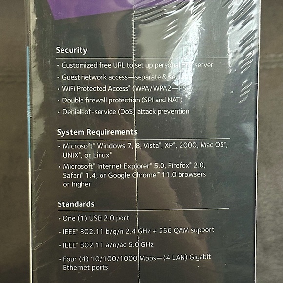 Nighthawk AC1900 WiFi Cable Modem Router - Picture 4 of 5